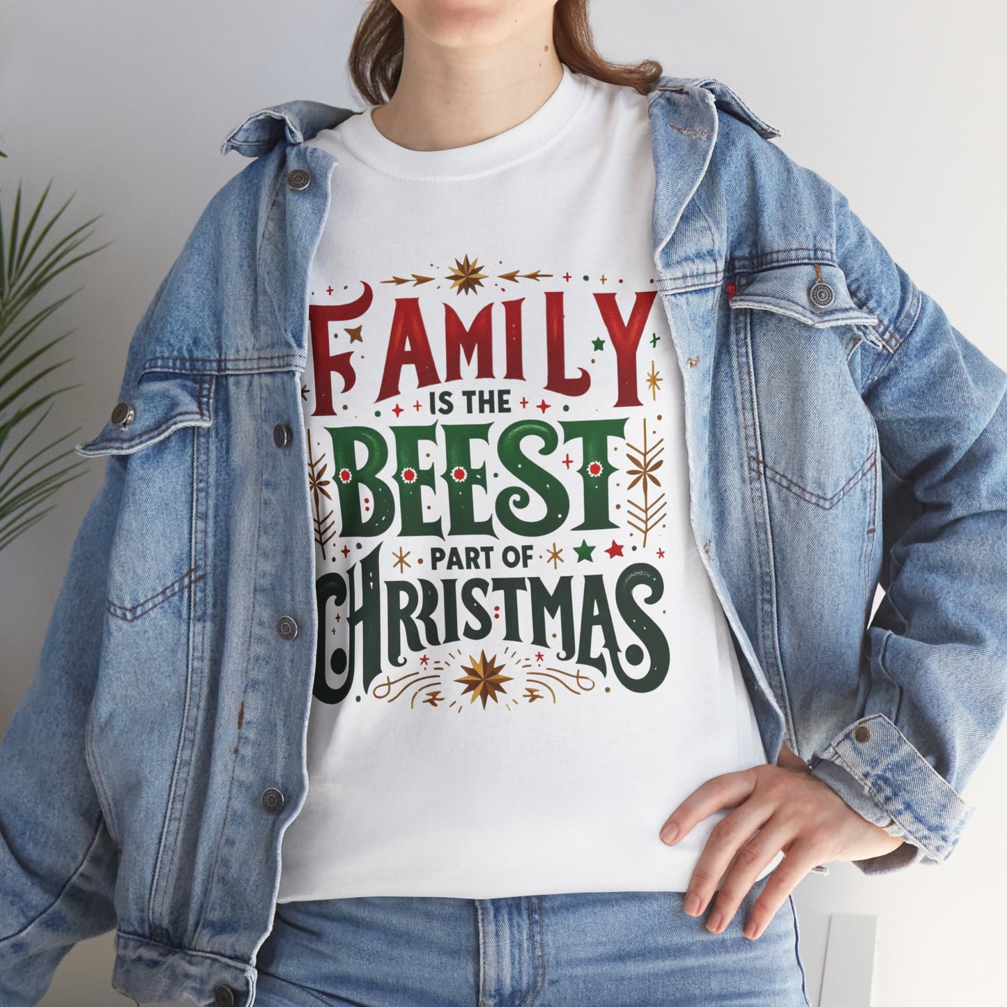 T-shirt for the family at Christmas with a message alluding to family unity