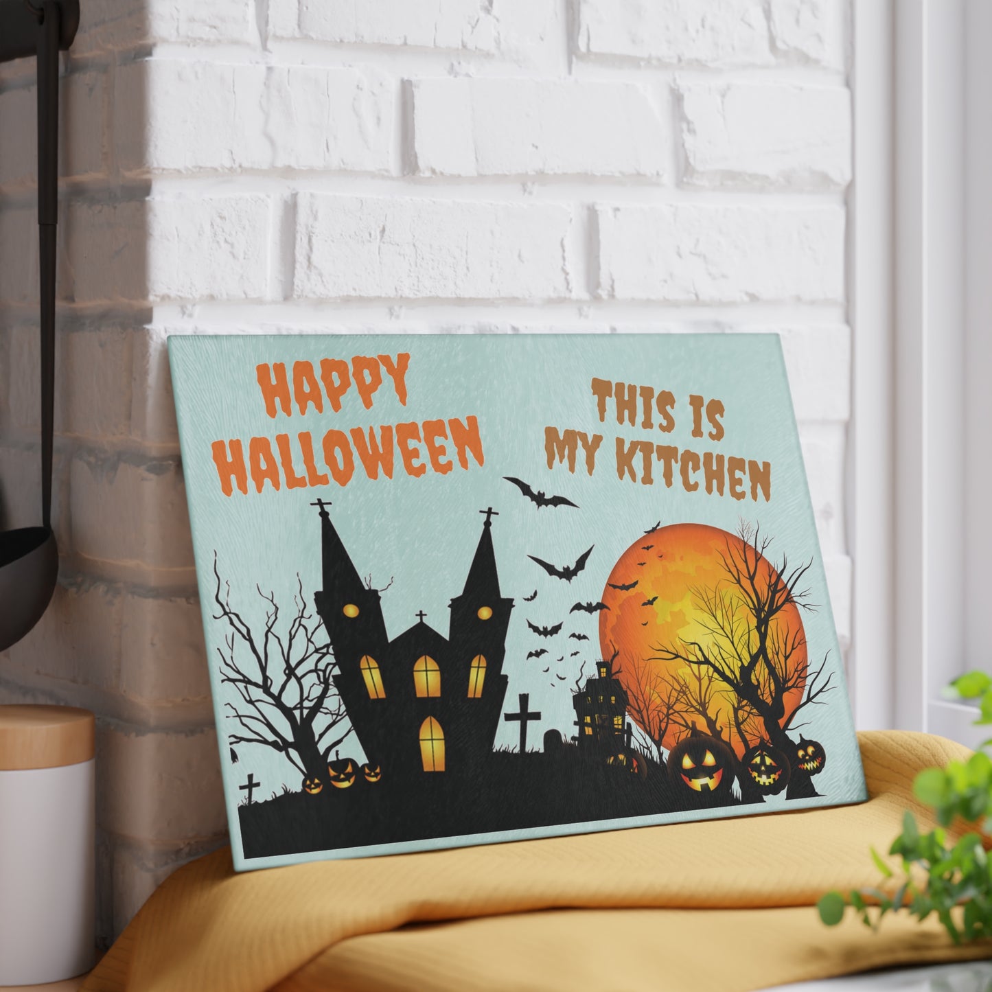 "This is my kitchen" - Glass Cutting Board, Gift for Mother and/or wife, Cocina